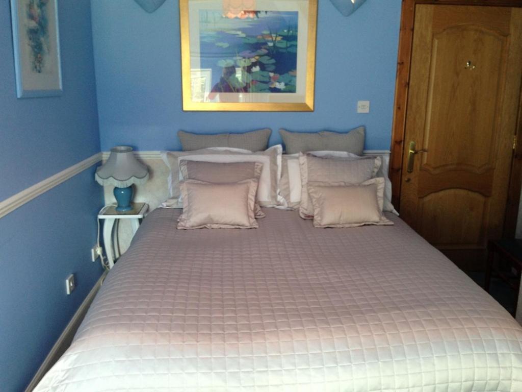 Bed and Breakfast Carmichael à Édimbourg Chambre photo